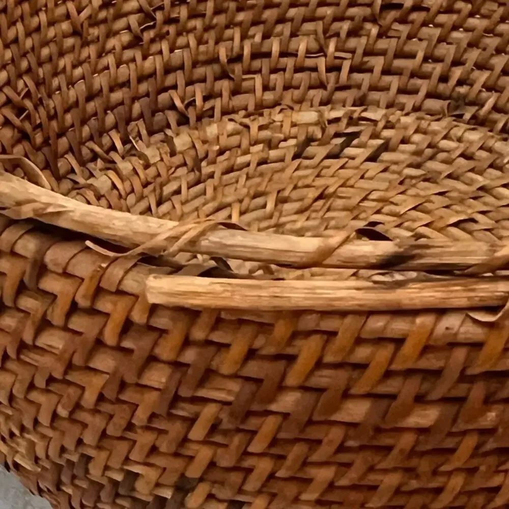 Natural Rattan Round Fruit Basket Weaved Aged Patina 10.5